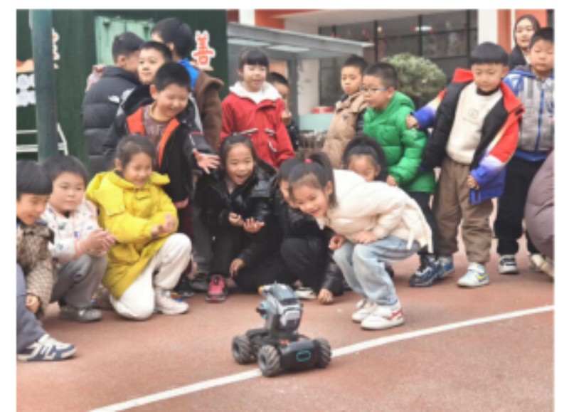 流动科普视窗丨河南流动科普设施12月巡展新动态400.jpg